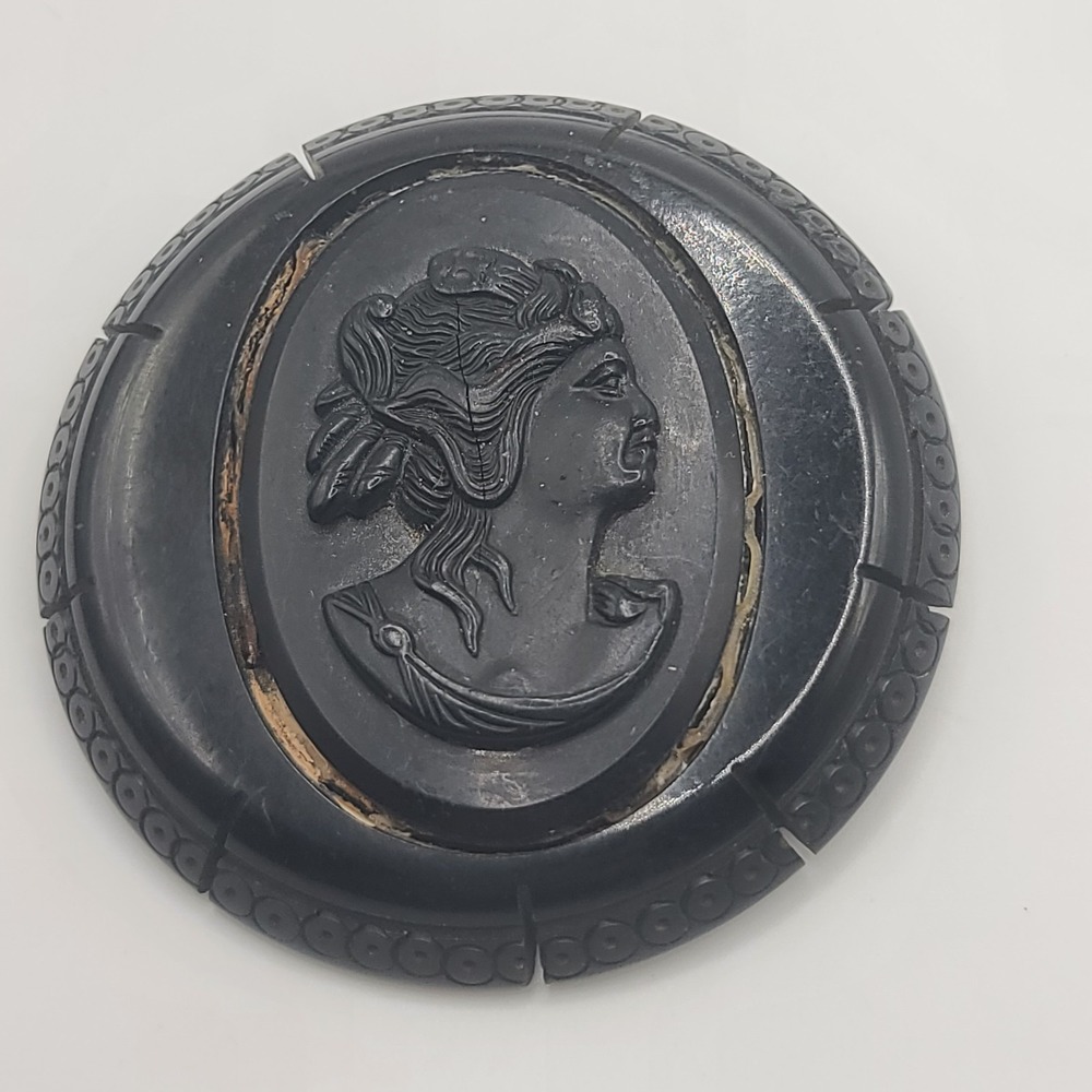Vintage Mourning Brooch Black Cameo‎ Large